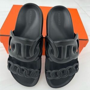 Authentic Hermes extra sandal, color, black women’s size 39. Five